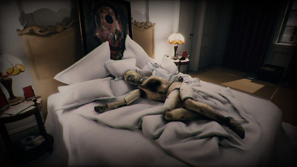 Scene from Layers of Fear 2 for PC GOG depicting a burnt mannequin lying in a luxurious bed, emphasizing the surreal horror elements of the game – get your digital copy at RushGame.co